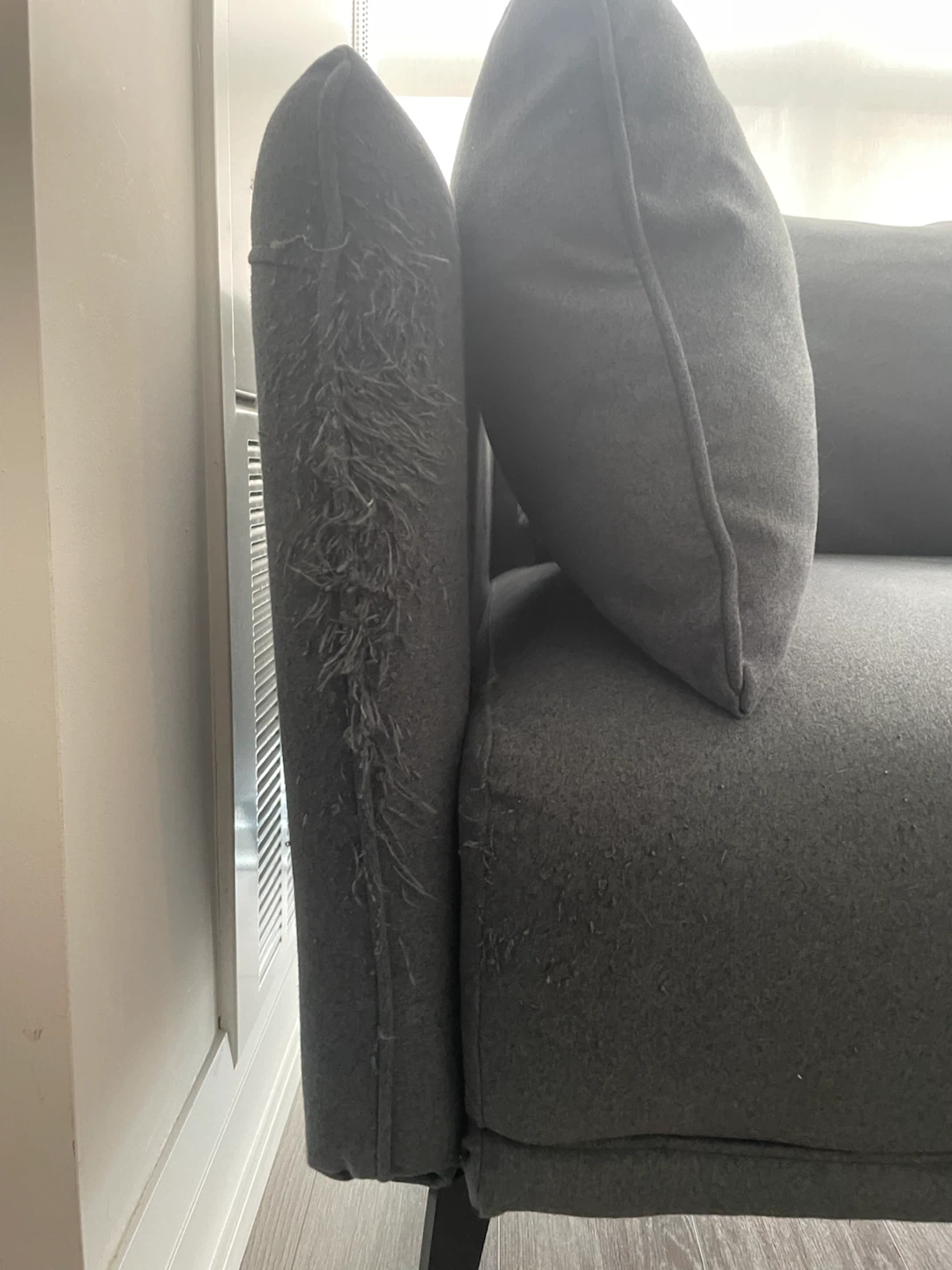 Structube couch - photo 4