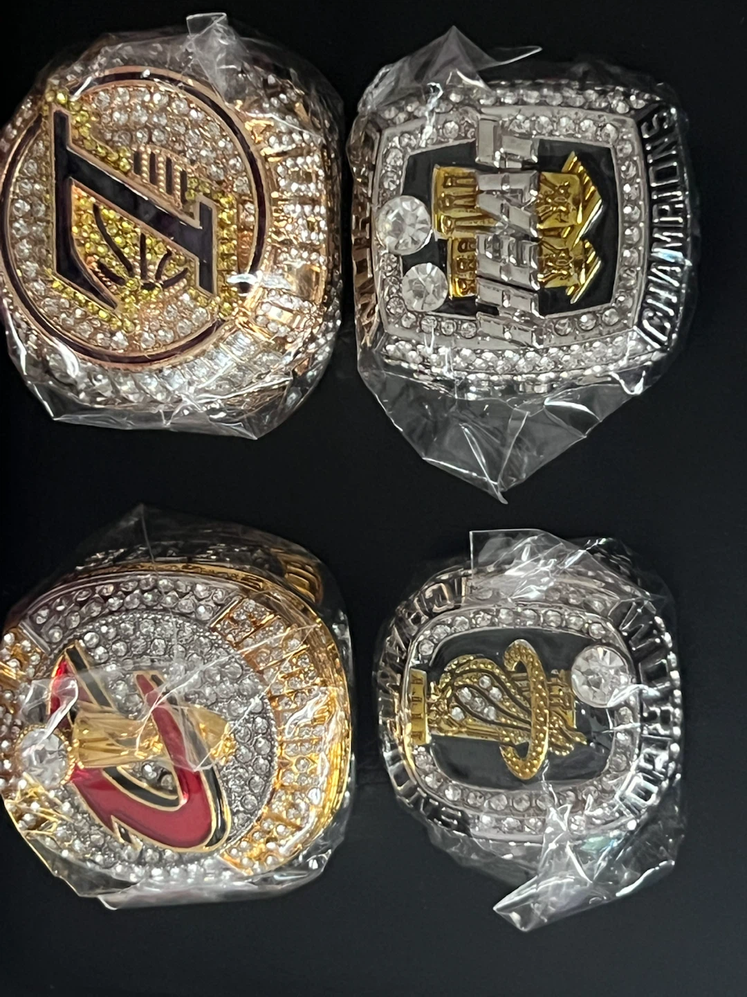 Set of 4 Championship Rings(REPLICA) - photo 2