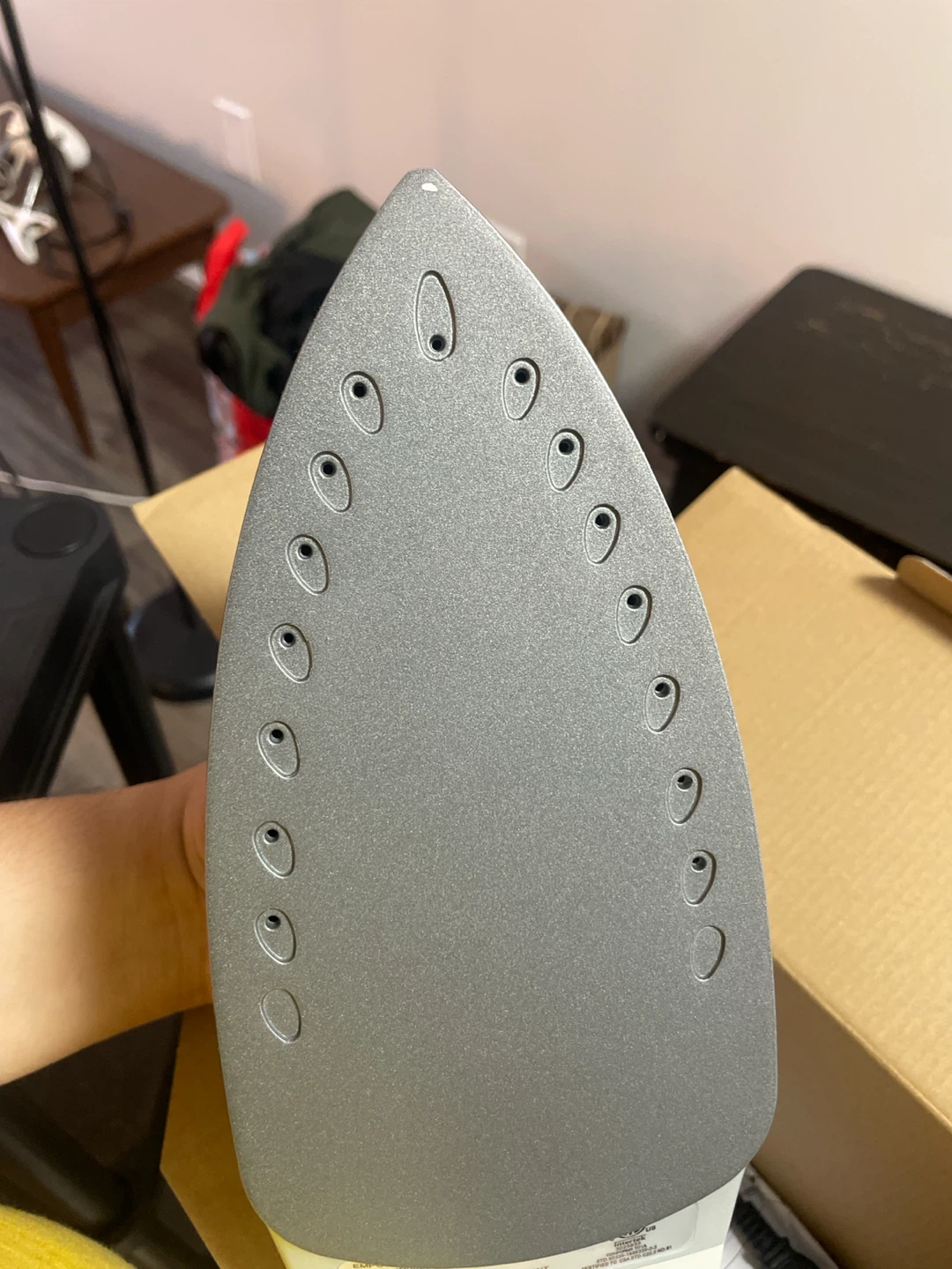 Black+Decker Light N Easy Steam Iron - photo 3