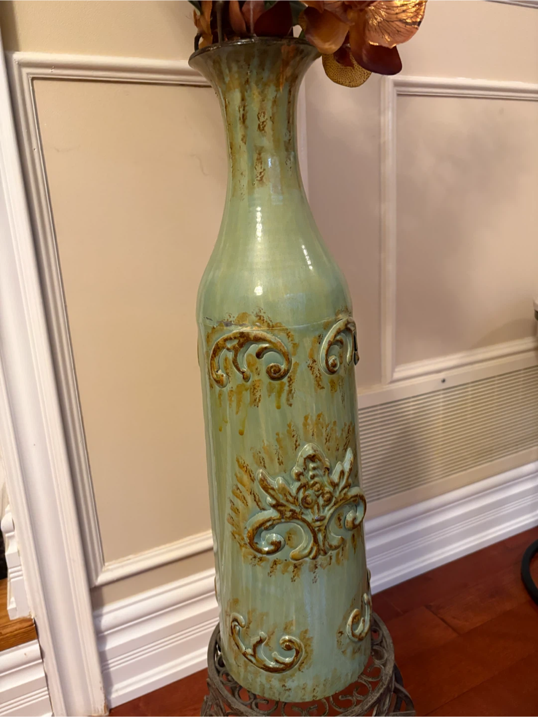 Decorative Metal Vase - photo 3