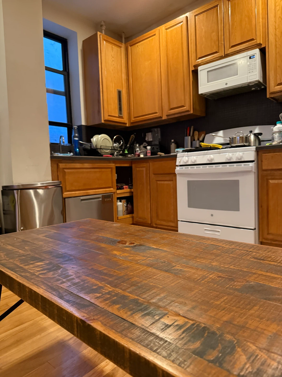 Rustic Wood Coffee Table with Metal Legs - photo 4