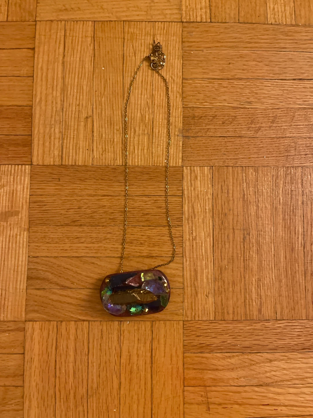Resin Pendant Necklace with Crystals - photo 2