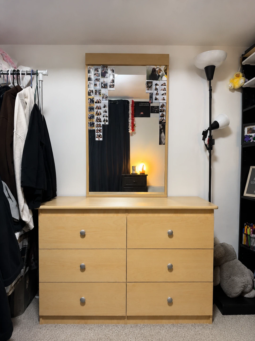 Light Wood Dresser with 6 Drawers