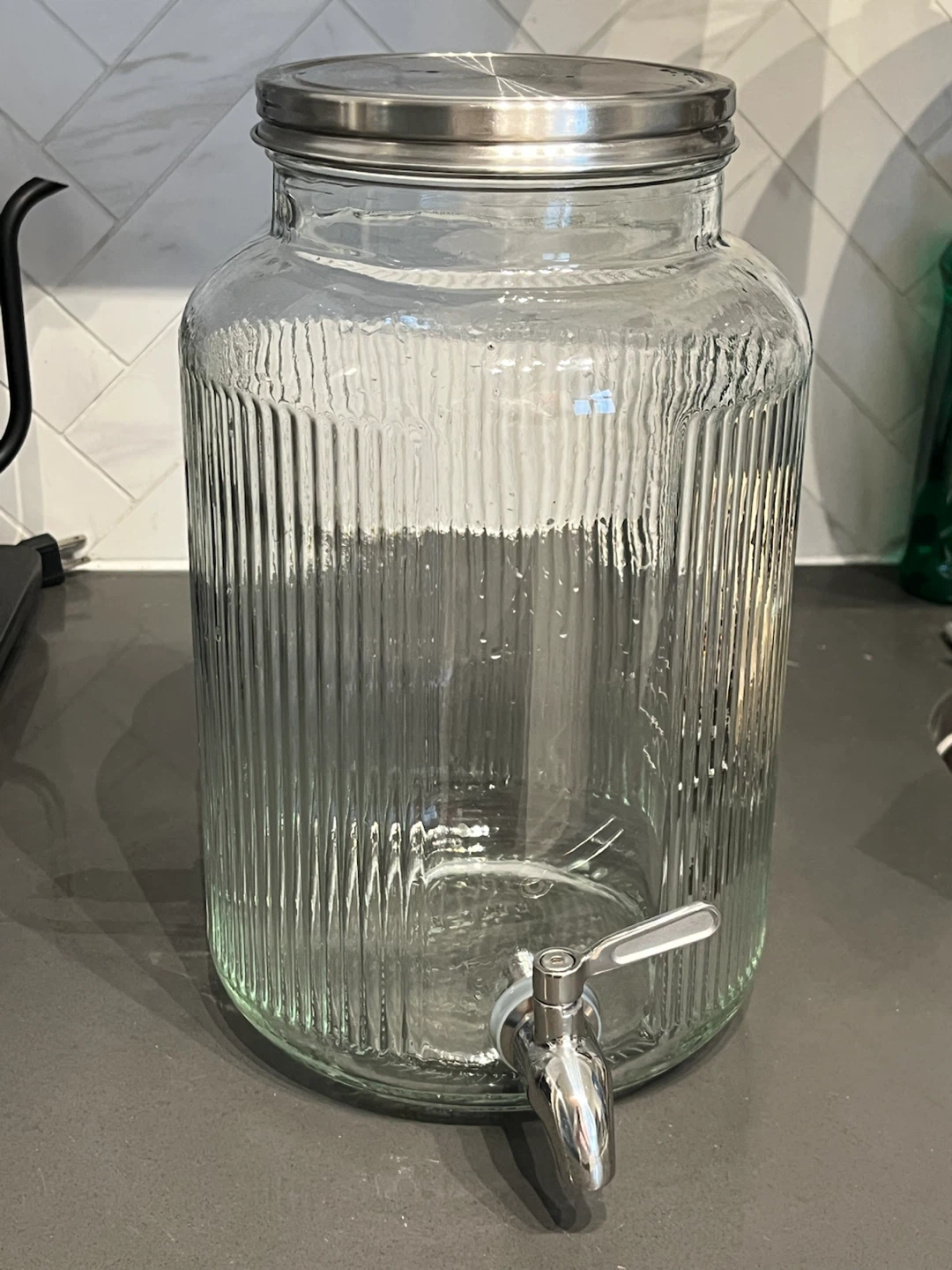 Large Glass Jar with Tap