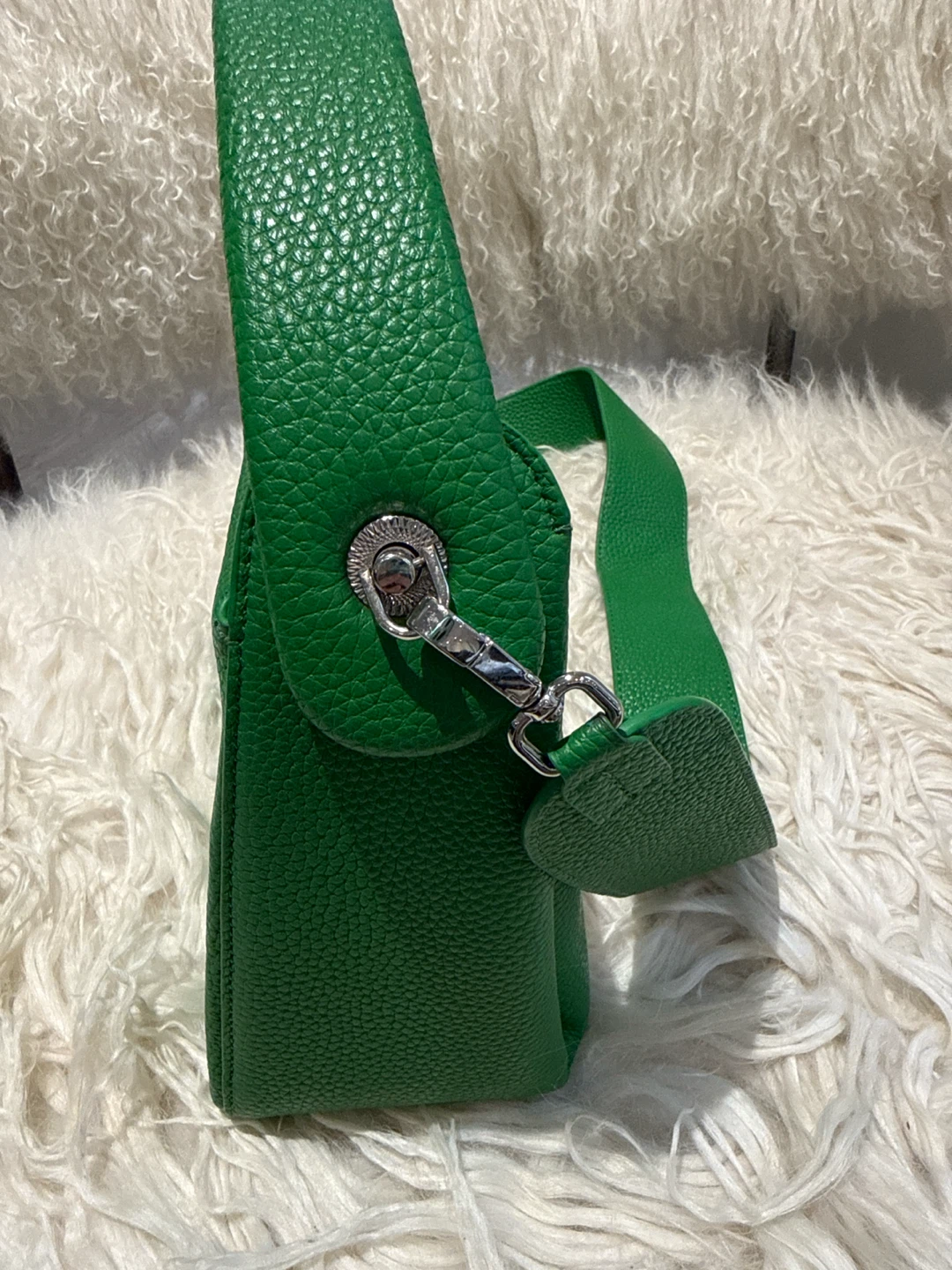 Designer Green Real Leather Handbag - photo 2