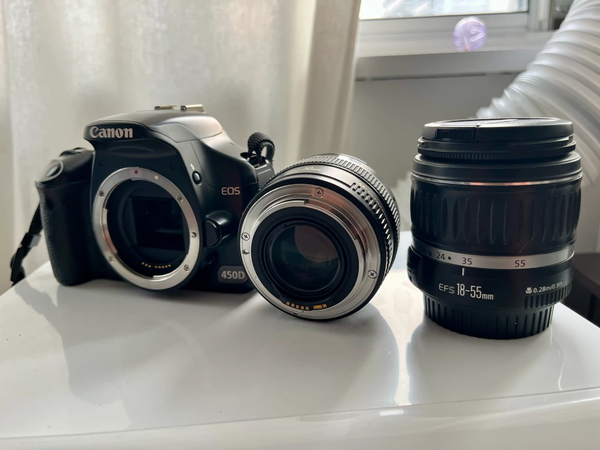 Canon EOS 450D DSLR + 18-55mm + 50mm f/1.4 USM Lens