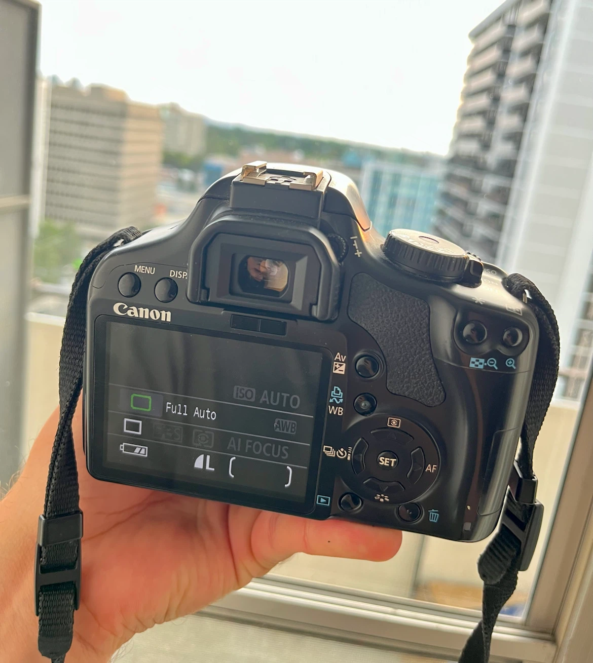 Canon EOS 450D DSLR + 18-55mm + 50mm f/1.4 USM Lens - photo 3