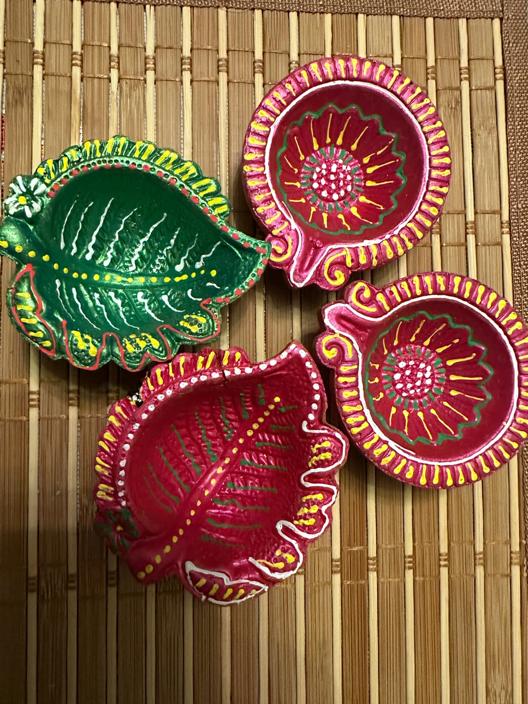 Set of 4 Decorative Clay Diyas