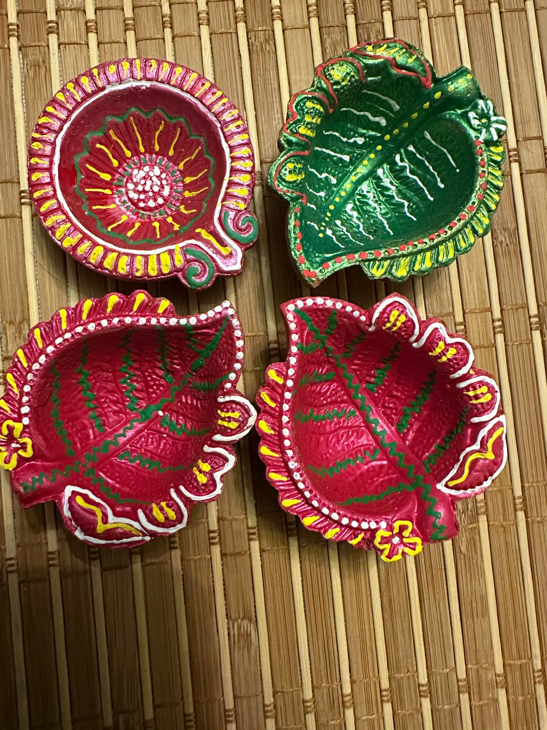 Set of 4 Decorative Clay Diyas - photo 2