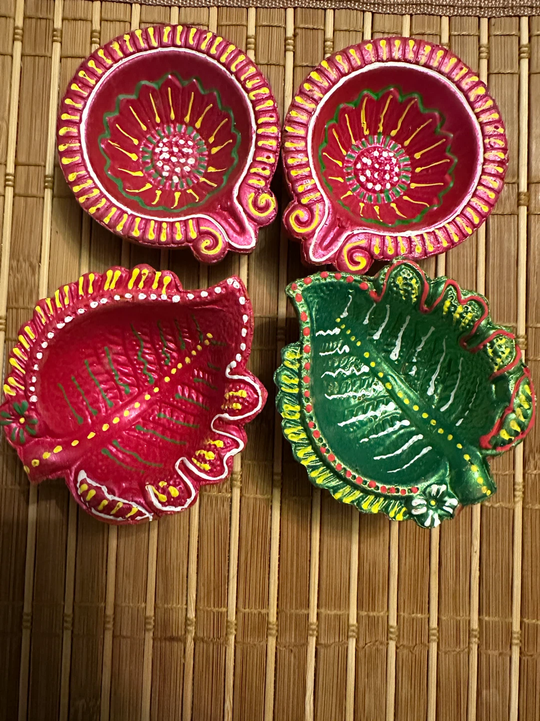 Set of 4 Decorative Clay Diyas - photo 3