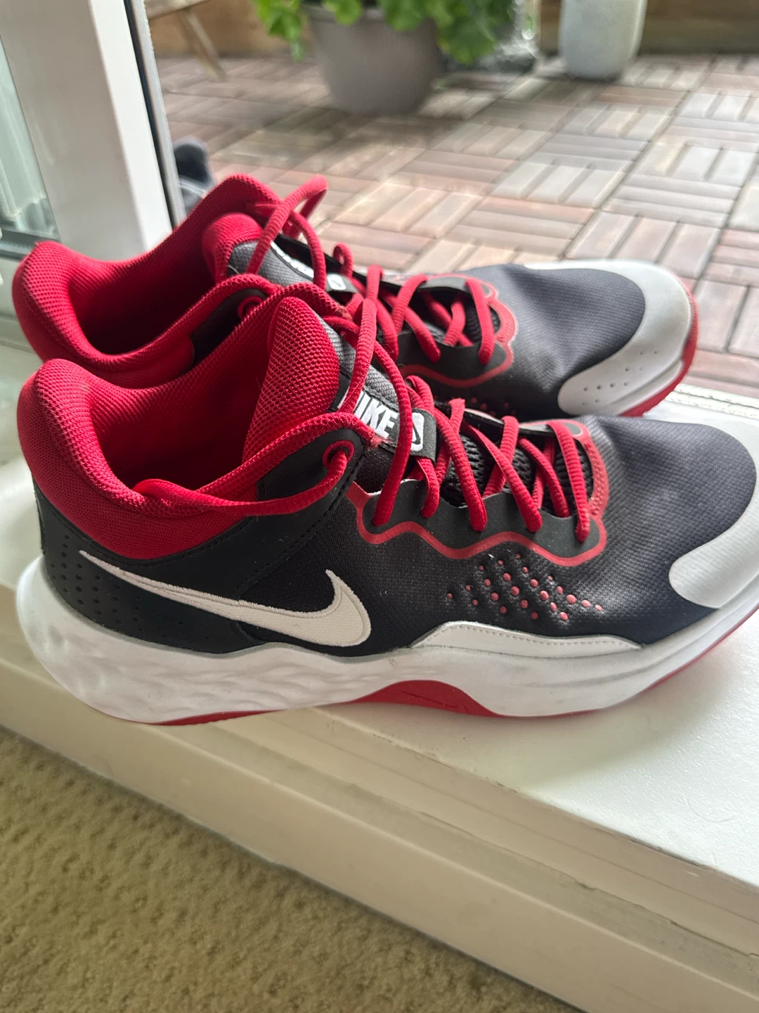 Nike Men's Basketball Shoes - photo 3