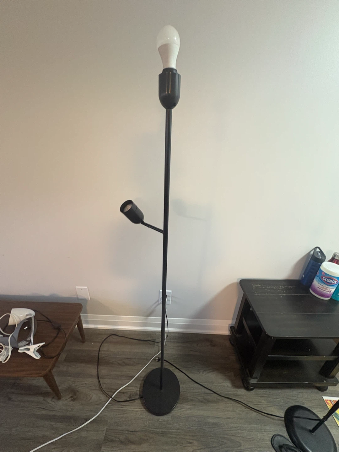 Black Floor Lamp with Adjustable Reading Light - photo 3