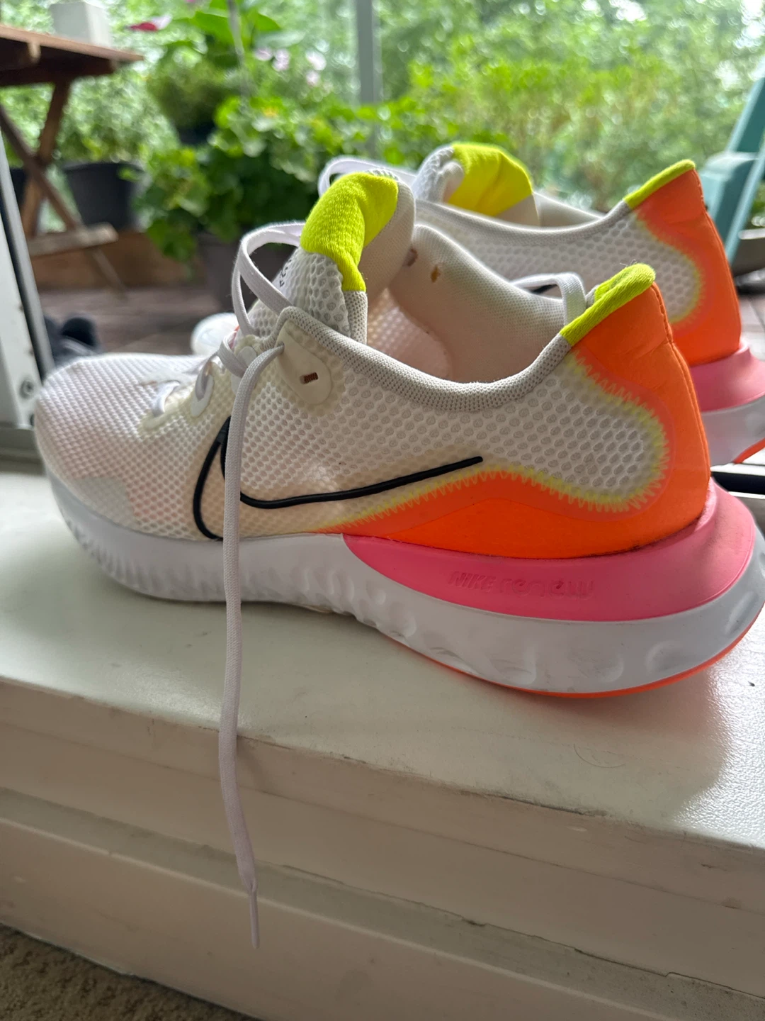 Nike Renew Run Women's Running Shoes Size 8 - photo 4