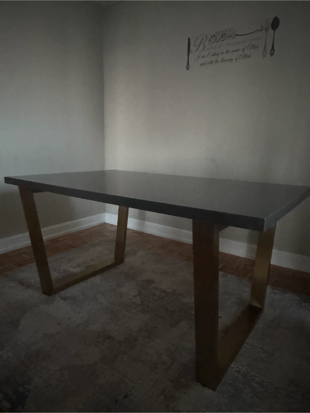 Dining Table - photo 2