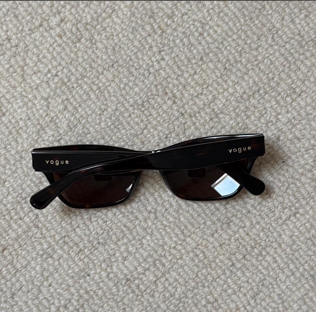 Vogue x Hailey Bieber Sunglasses - photo 2