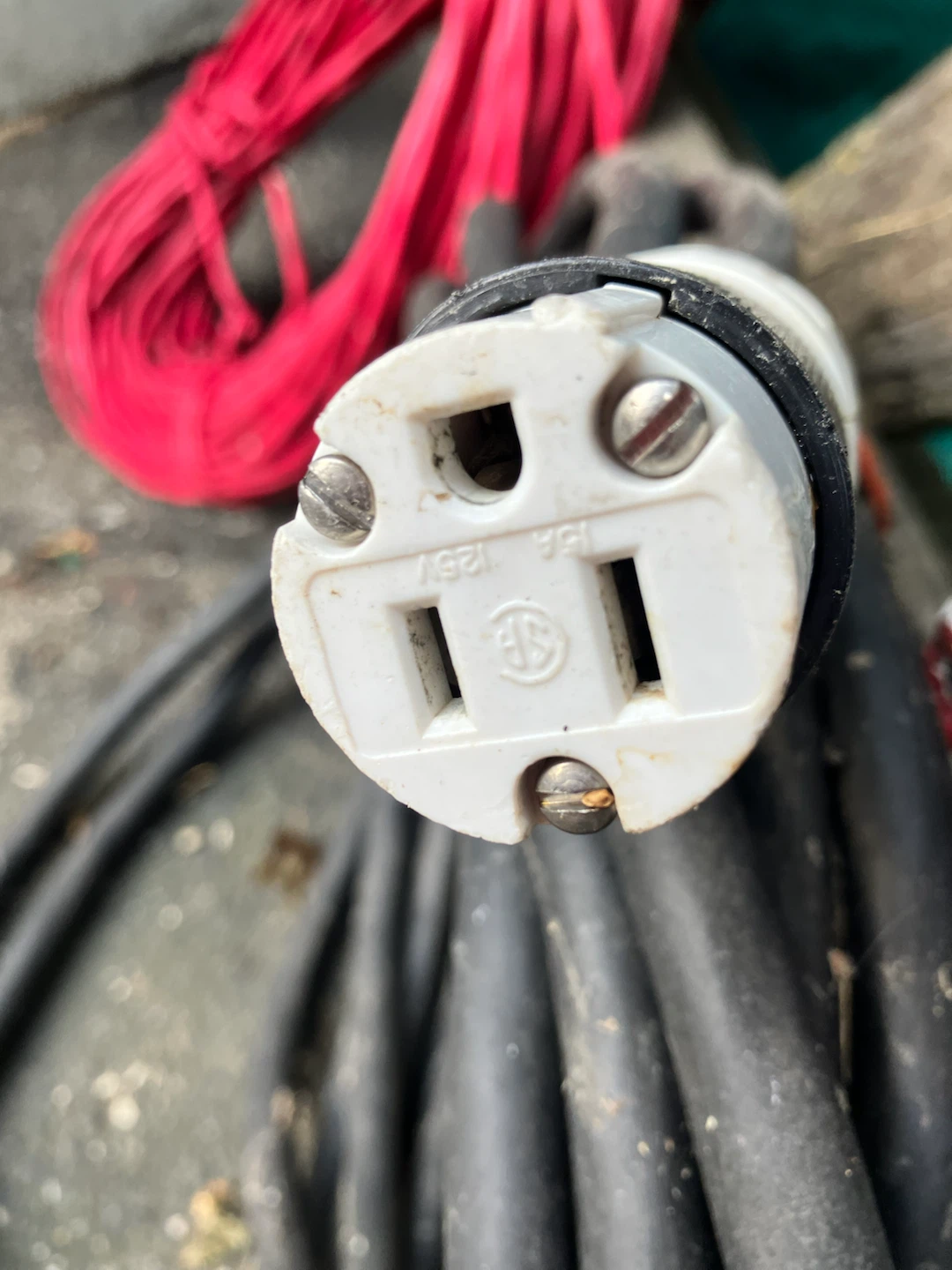 Leviton Extension Cord and Red Wire - photo 4