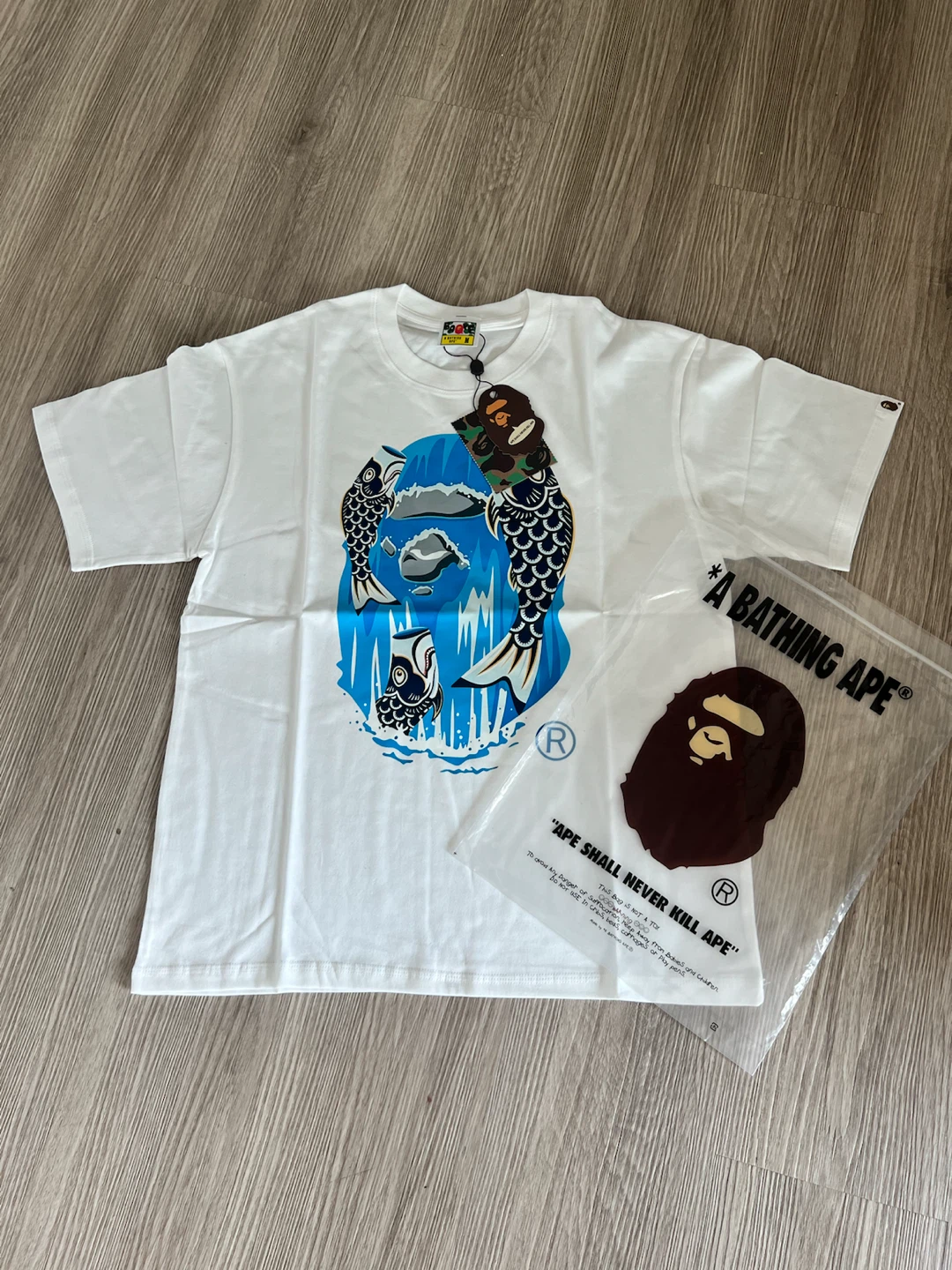 A Bathing Ape BAPE White Koi Fish Tee Shirt Size Medium