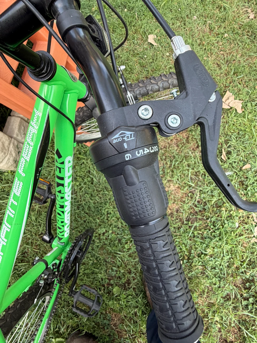 Green Roadmaster Mountain Bike - photo 3