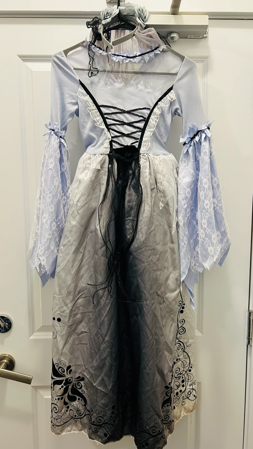 Women's Victorian Gothic Dress with Headband