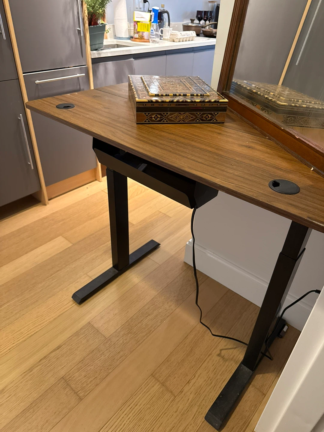 FEZIBO Electric Standing Desk – Walnut Finish