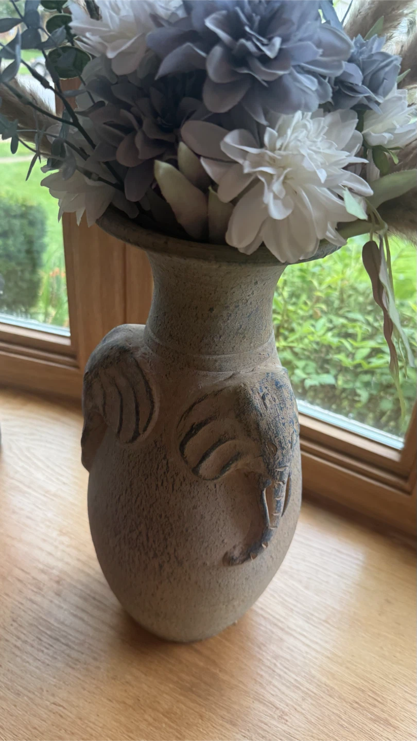 Heavy Elephant Design Vase with Faux Flowers - photo 4
