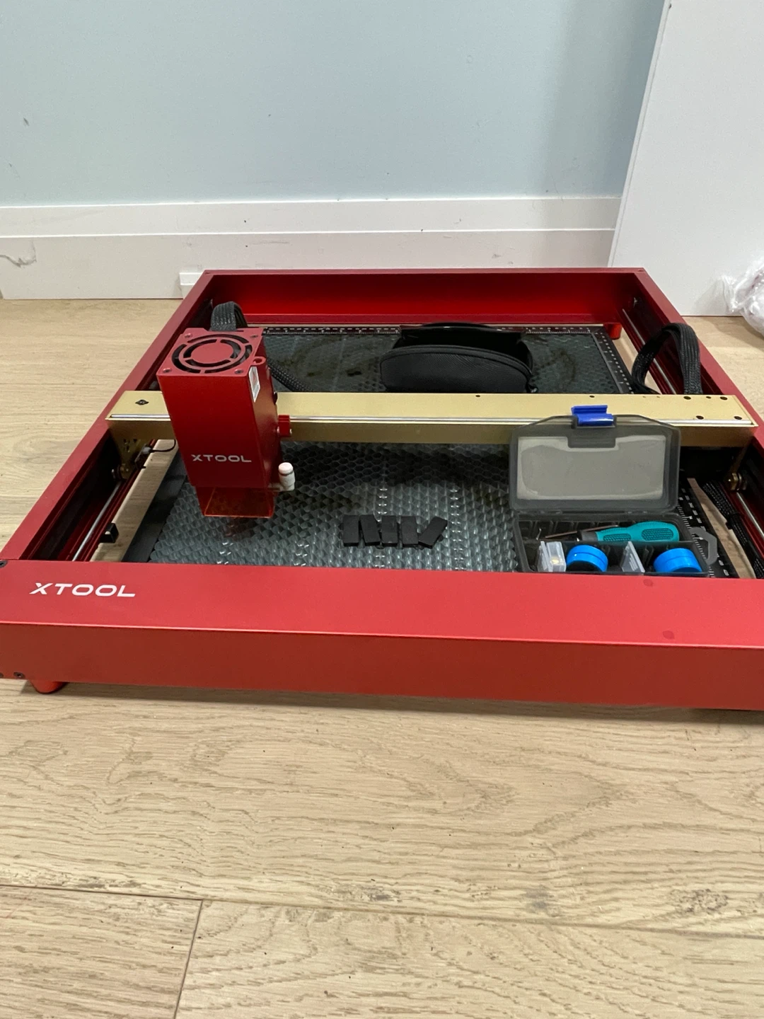 XTOOL D1 Pro 20W Desktop Laser Engraver/Cutter