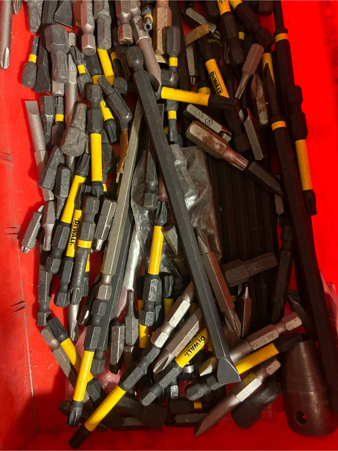 DeWalt Drill Bit and Driver Set - photo 3