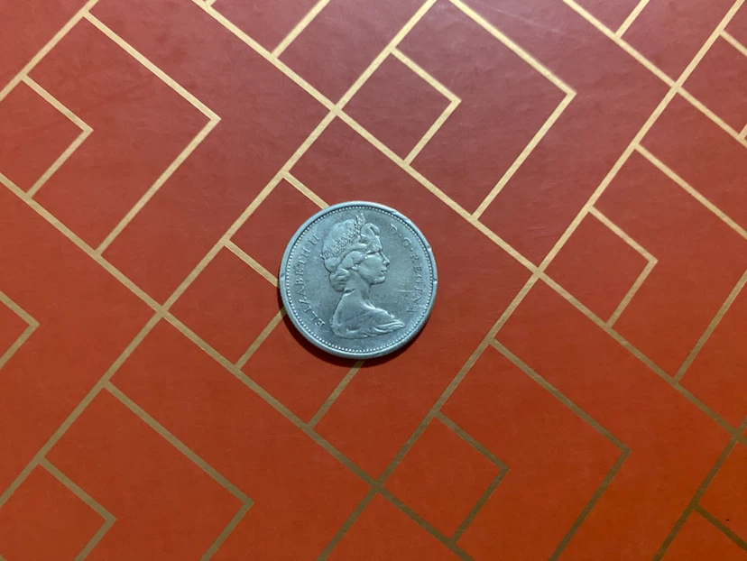 🇨🇦🪙 1965 Canadian Silver 25-Cent Coin – 80% Silver - photo 3