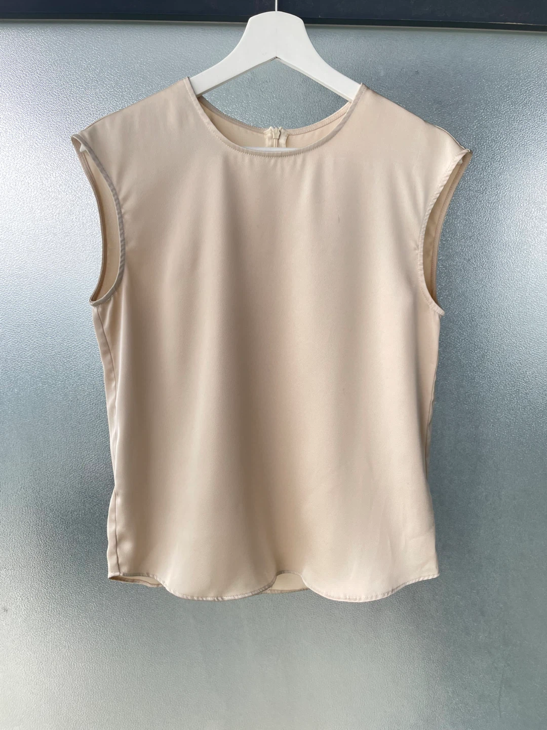 Cream Sleeveless Blouse, size M