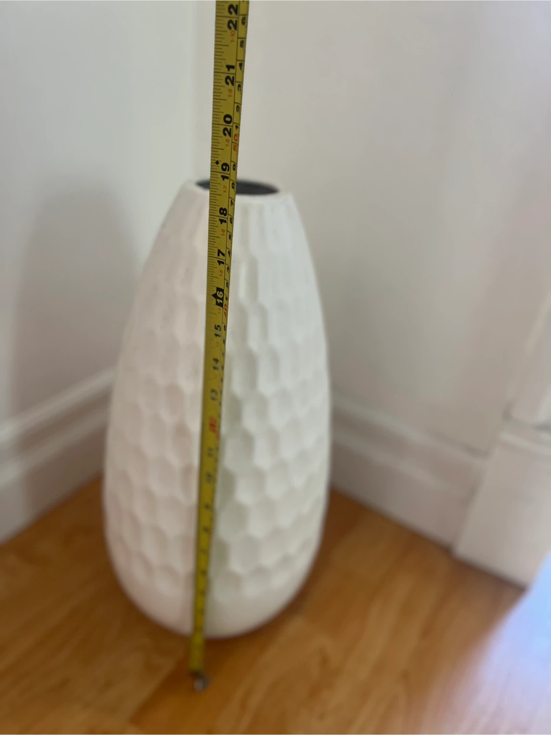 HomeSense White Textured Vase - photo 2