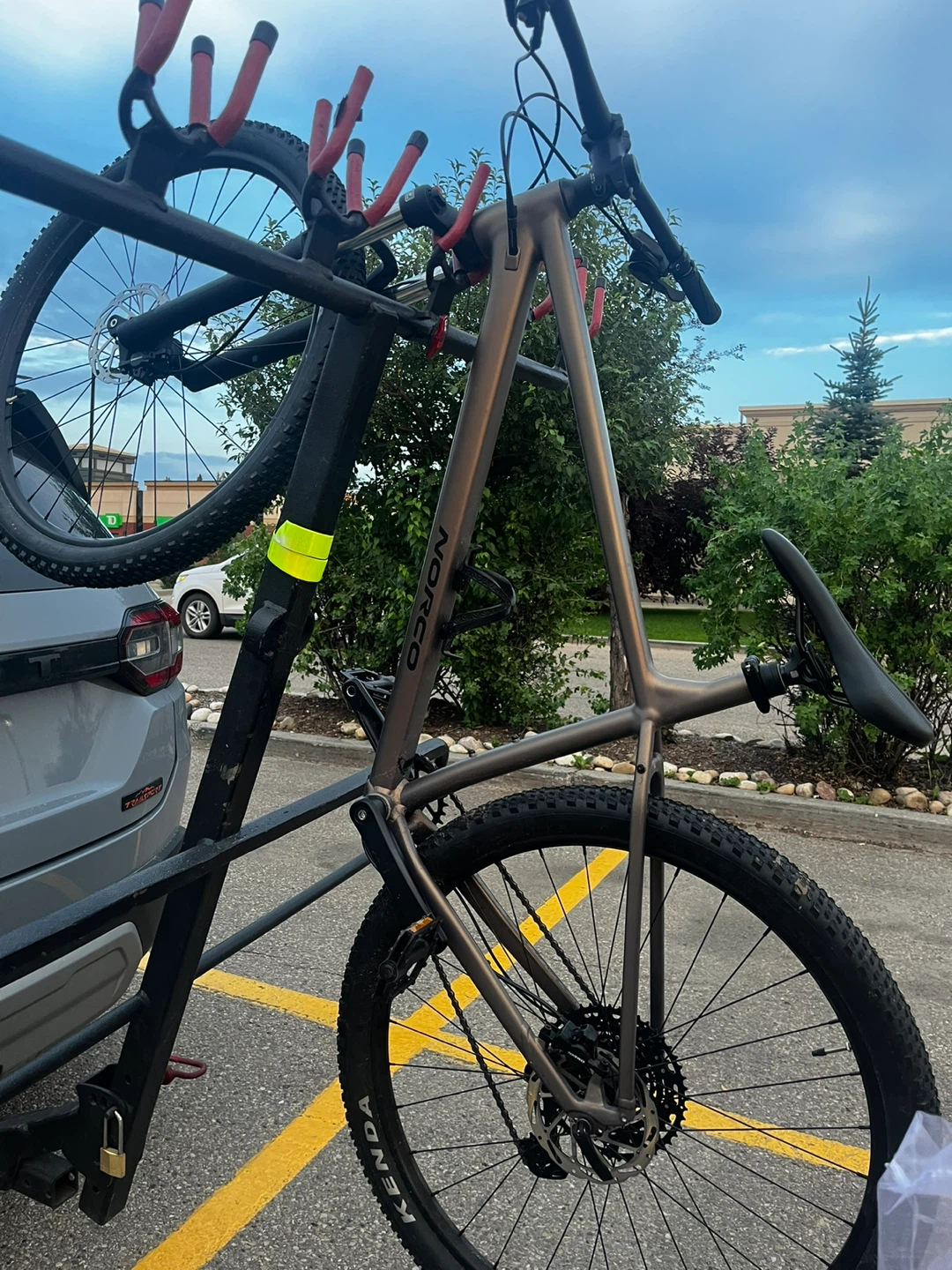 *STOLEN* Norco storm 2 Mountain Bike - photo 4