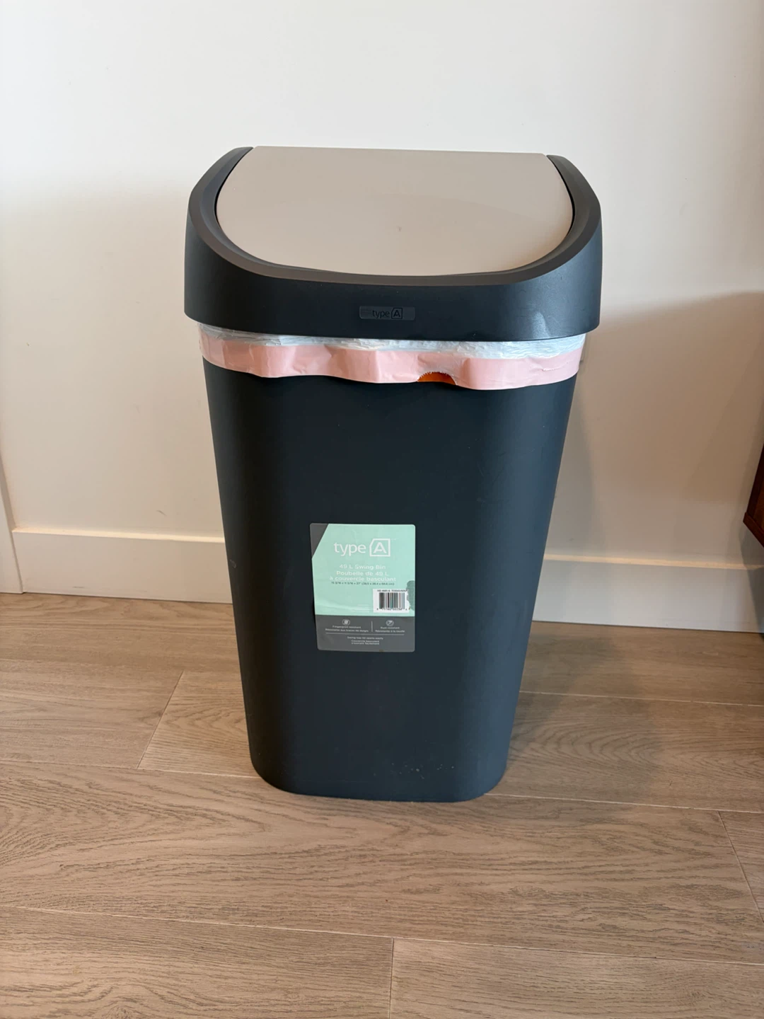 Type A 49 L Swing Bin
