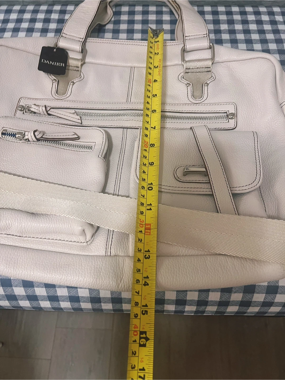 Danier Leather Bag - photo 3