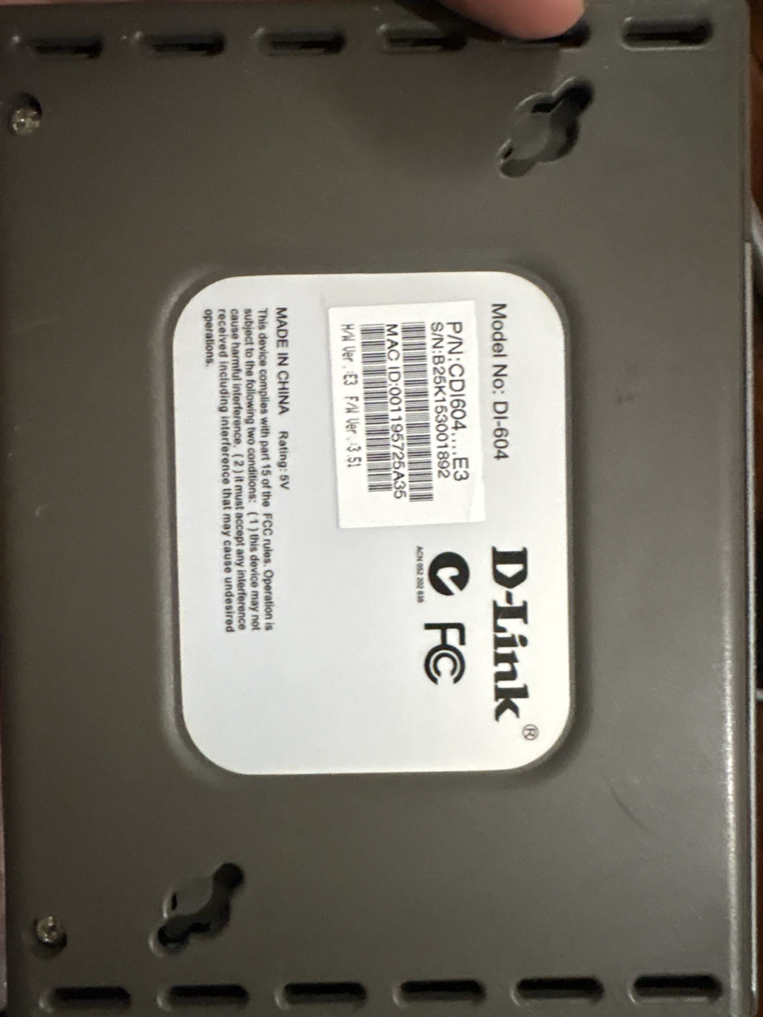 D-Link Ethernet Broadband Routers (2x DI-704P, DI-604) - photo 3