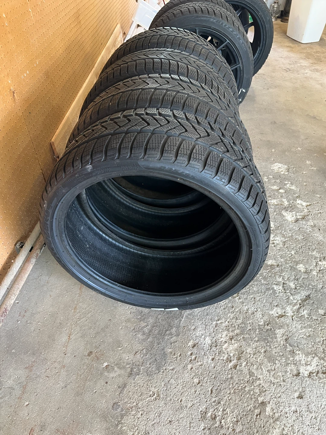 Set of 4 Winter Tires - photo 2