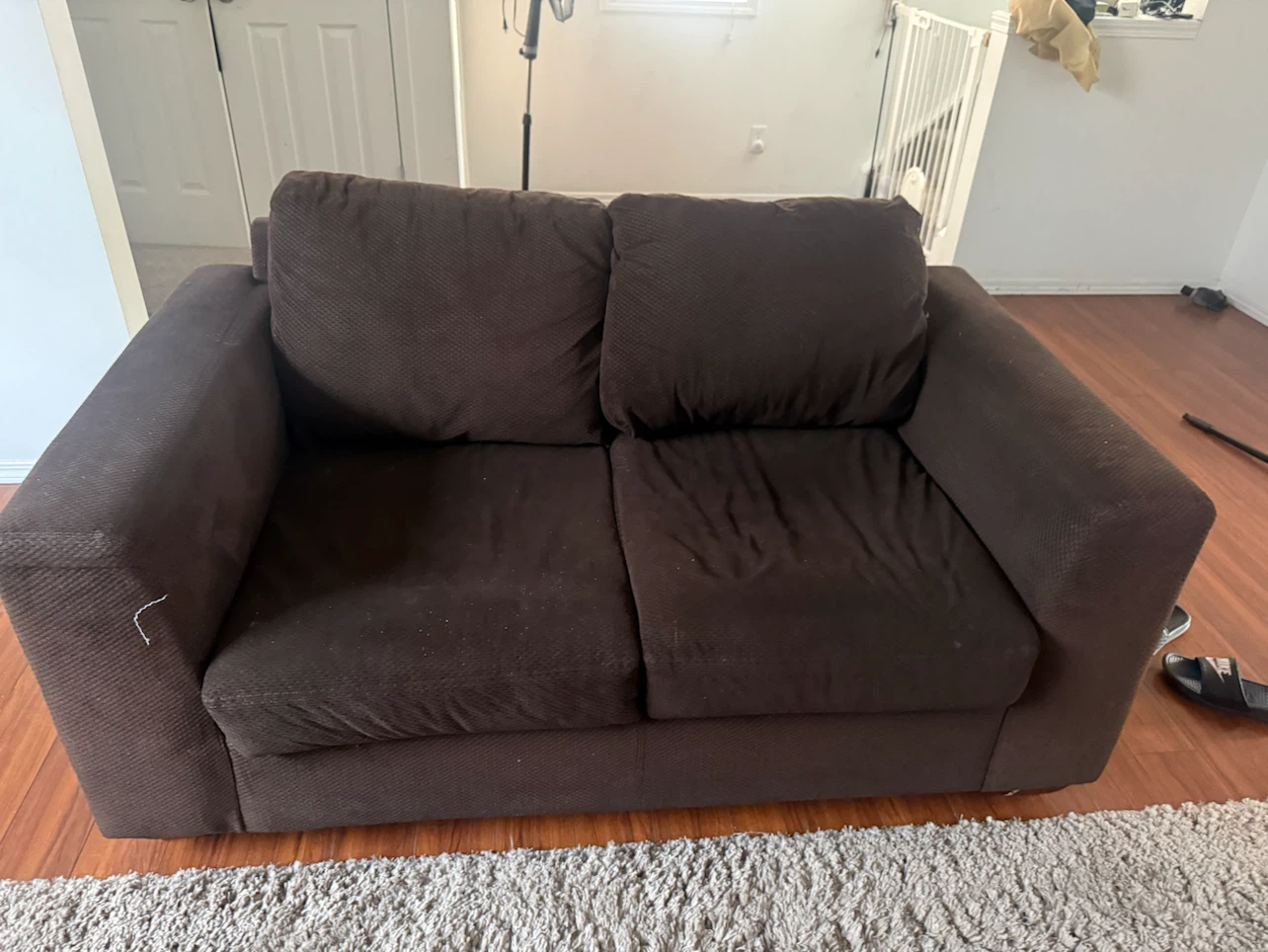 Bought a new sofa - photo 2