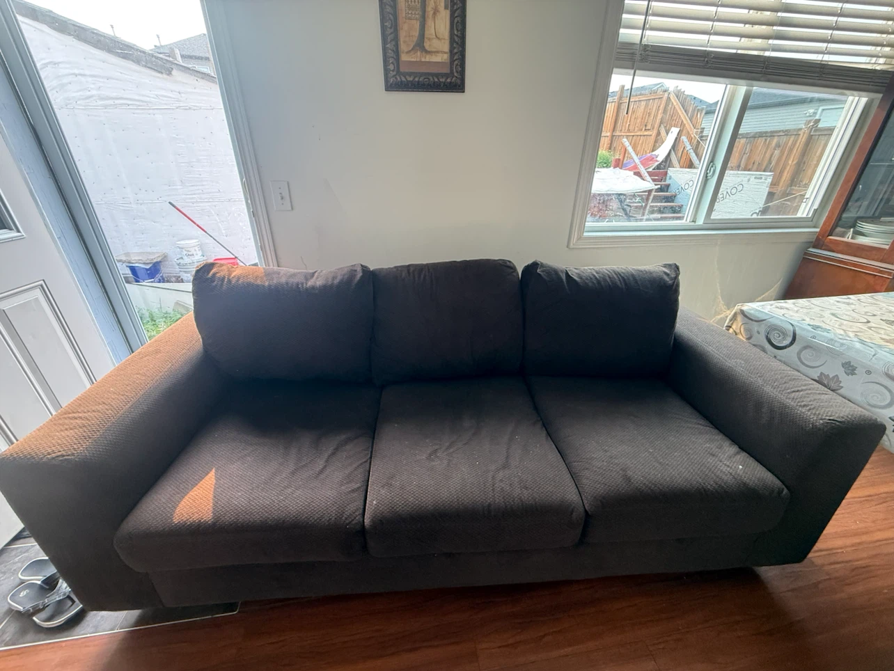 Bought a new sofa - photo 3