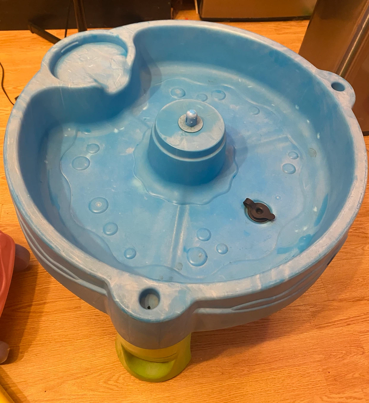 Step2 kids water table - photo 3