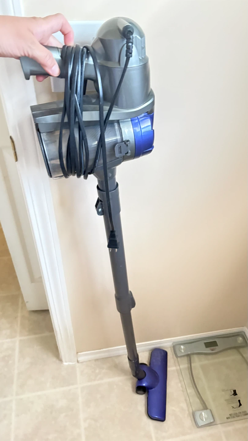 Dyson Stick Vacuum Cleaner - photo 5
