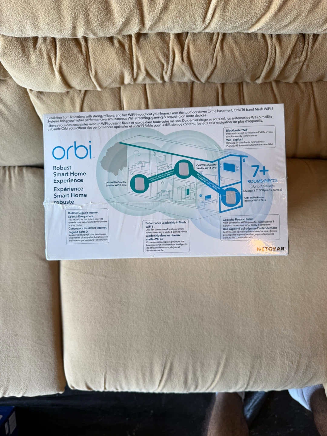 Netgear Orbi WiFi 6 Mesh System AX5400 - photo 4