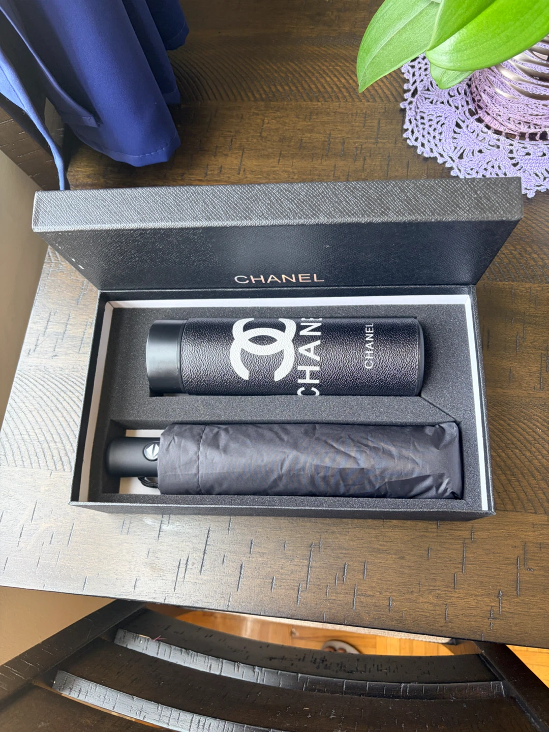 Gift Set – Umbrella & Insulated Bottle/Tumbler – New in Box - photo 2