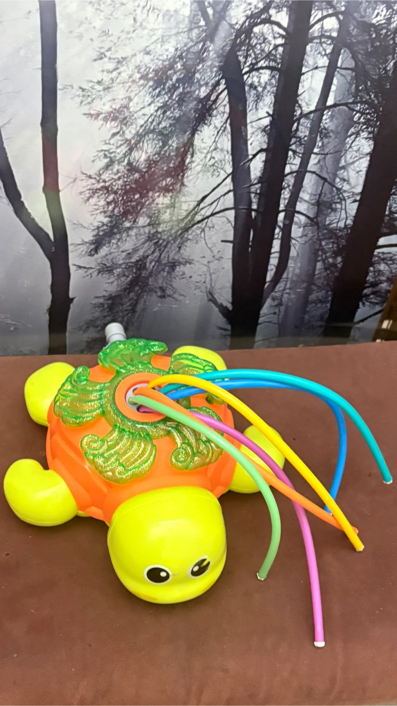 Kistoyz Turtle Water Sprinkler Toy - photo 3