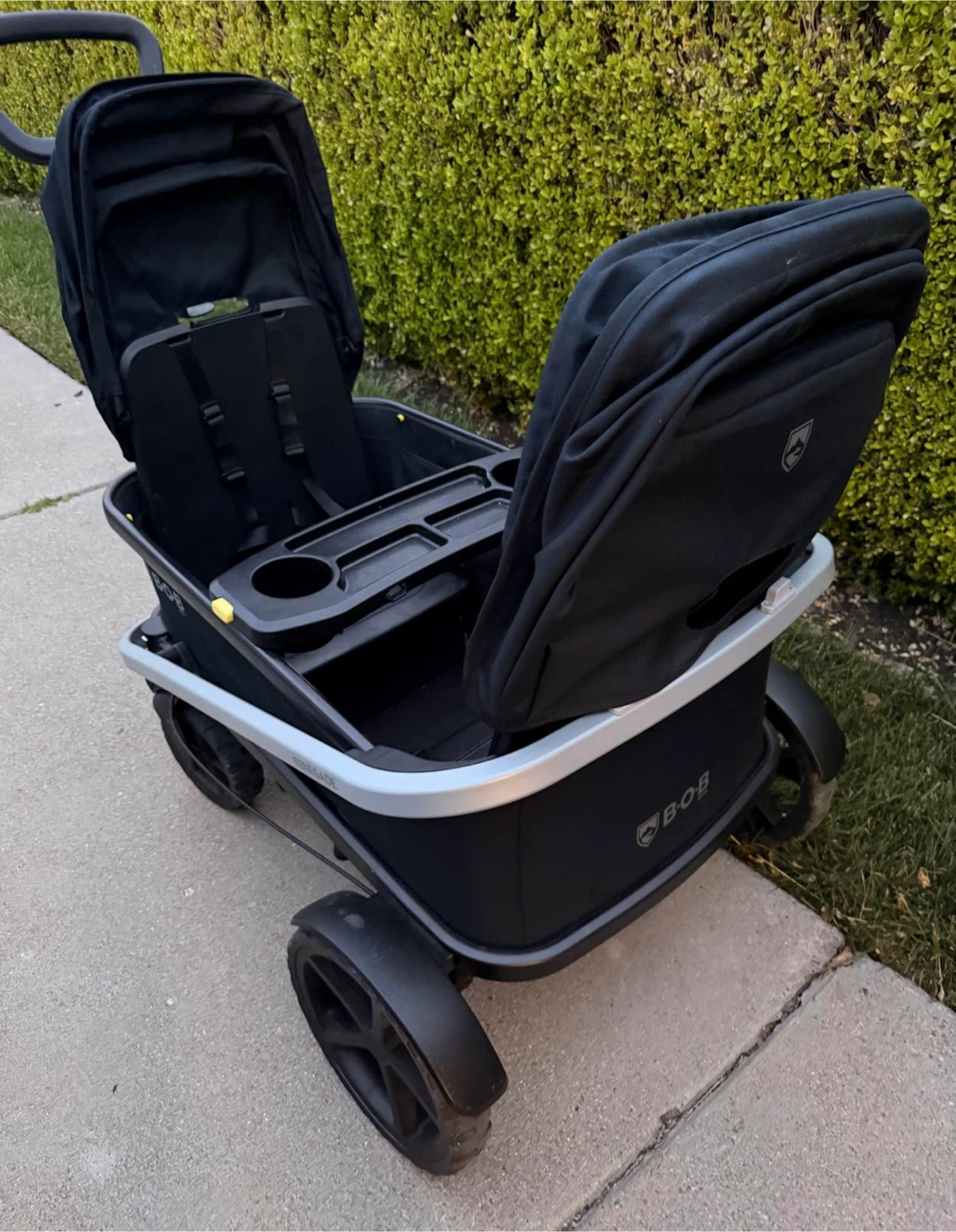 BOB Renegade Double Stroller Wagon