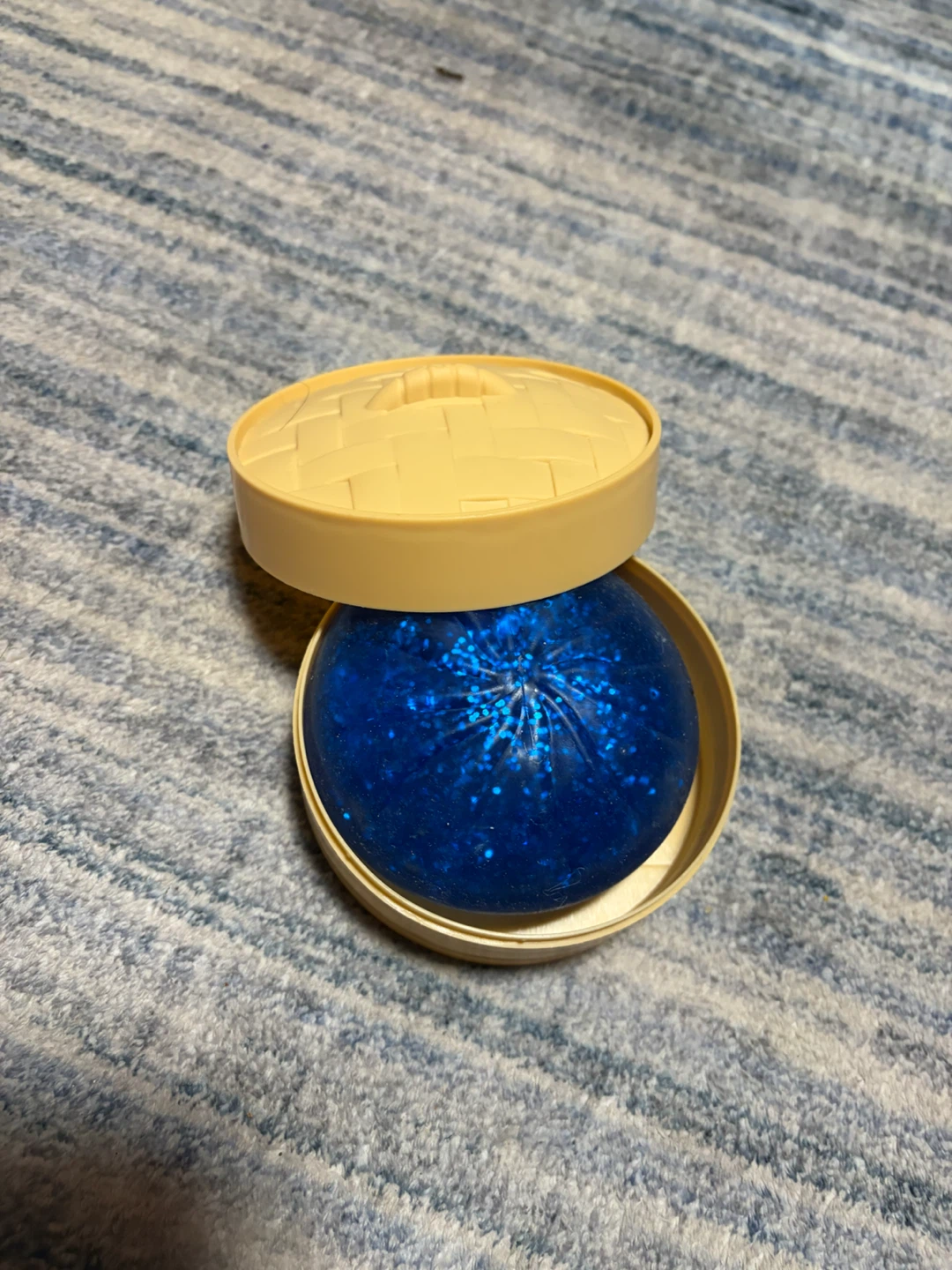 Dumplings blue sparkling