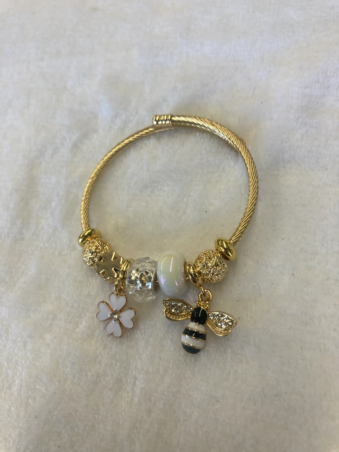 Gold Tone Charm Bracelet with Bee and Flower
