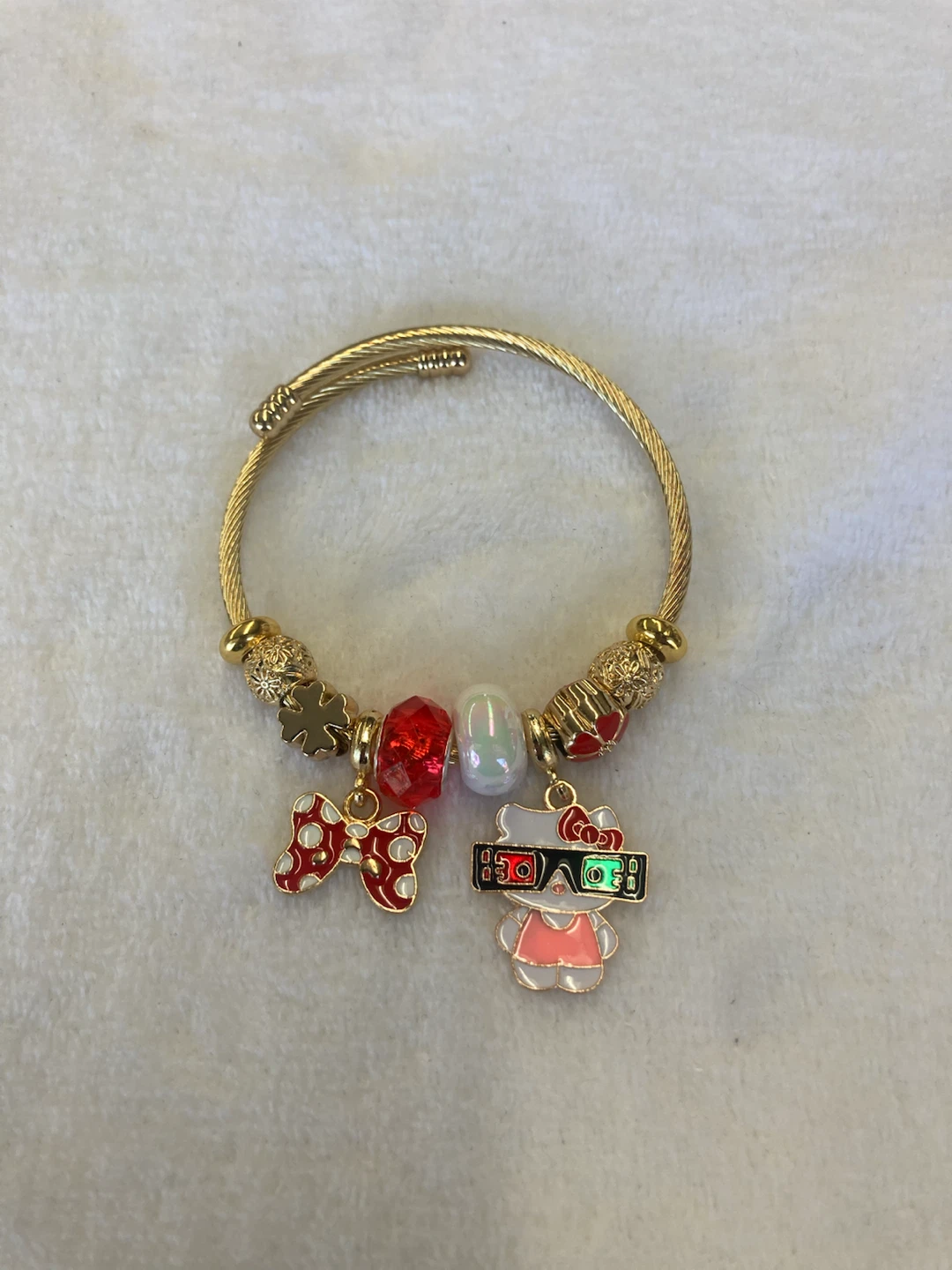 Hello Kitty & Minnie Mouse Charm Bracelet - photo 2