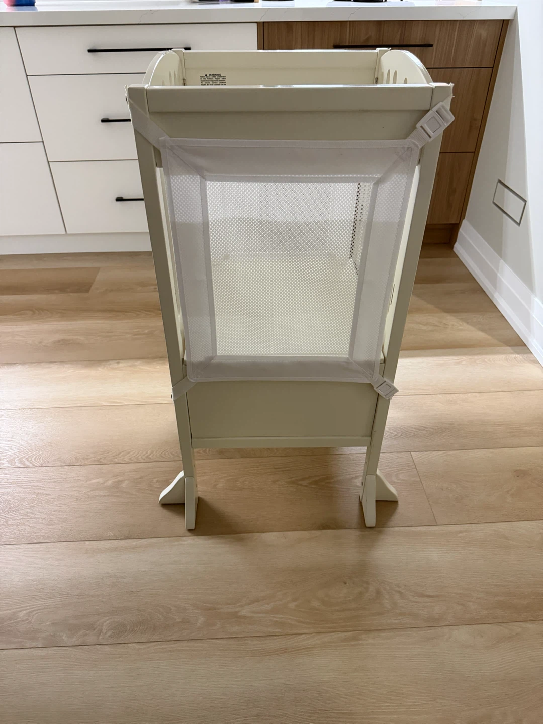 Guidecraft Learning Tower - white, foldable