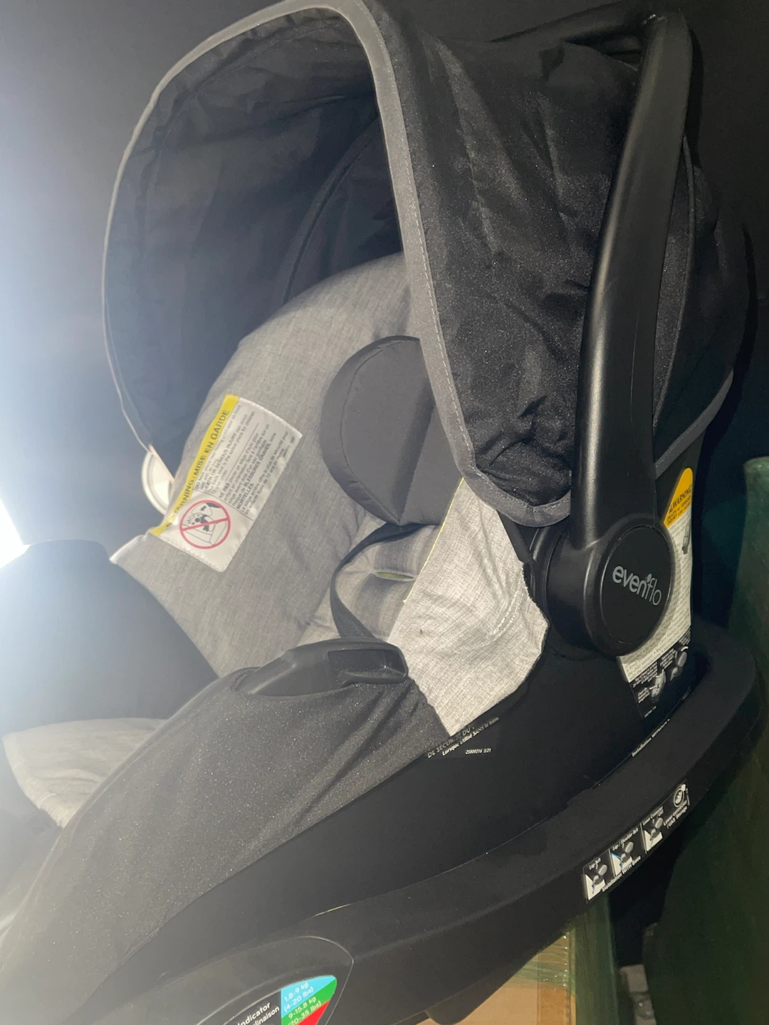 Evenflo Infant Car Seat with Base + Free Baby Item - photo 4