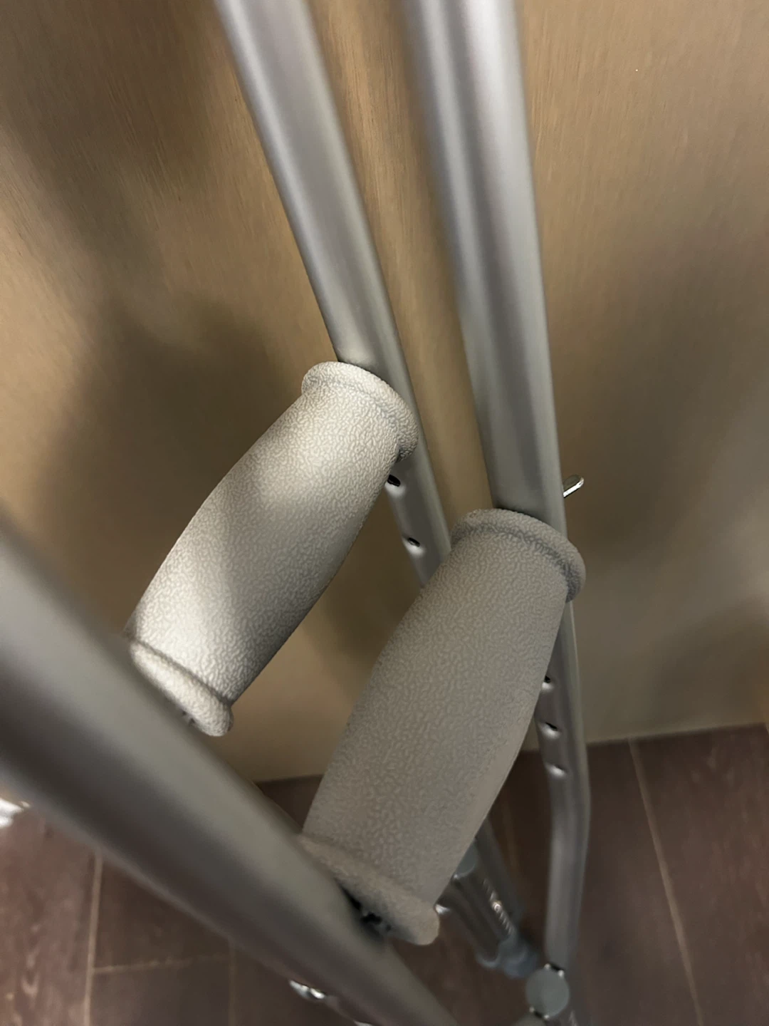 Avantia Aluminum Crutches - photo 3
