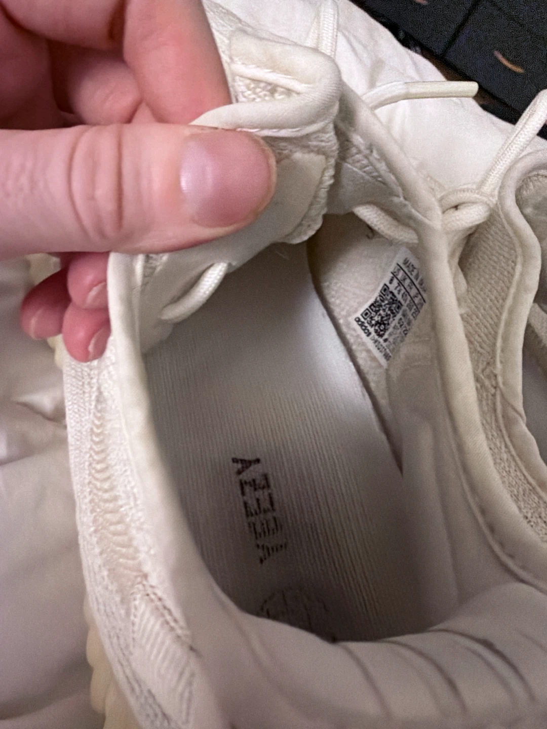 Adidas Yeezy Boost 350 V2 - photo 4
